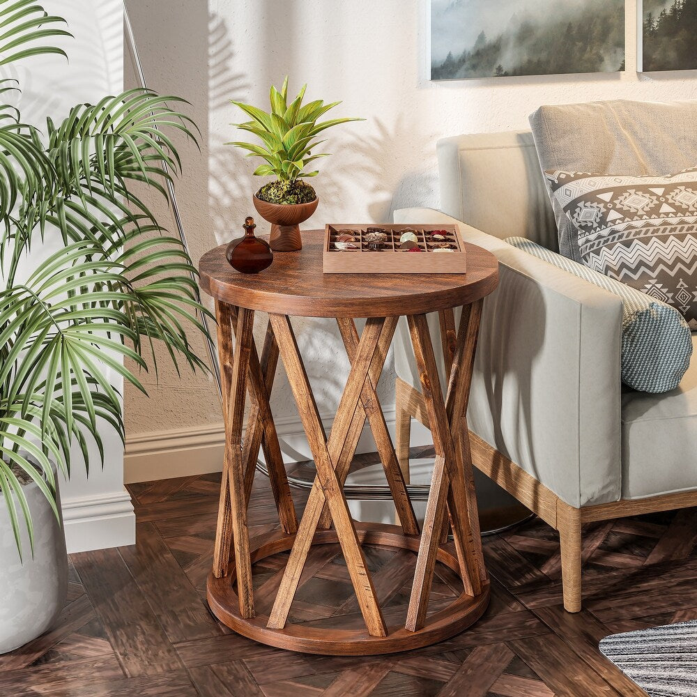 Rustikaler runder Beistelltisch im Boho-Stil